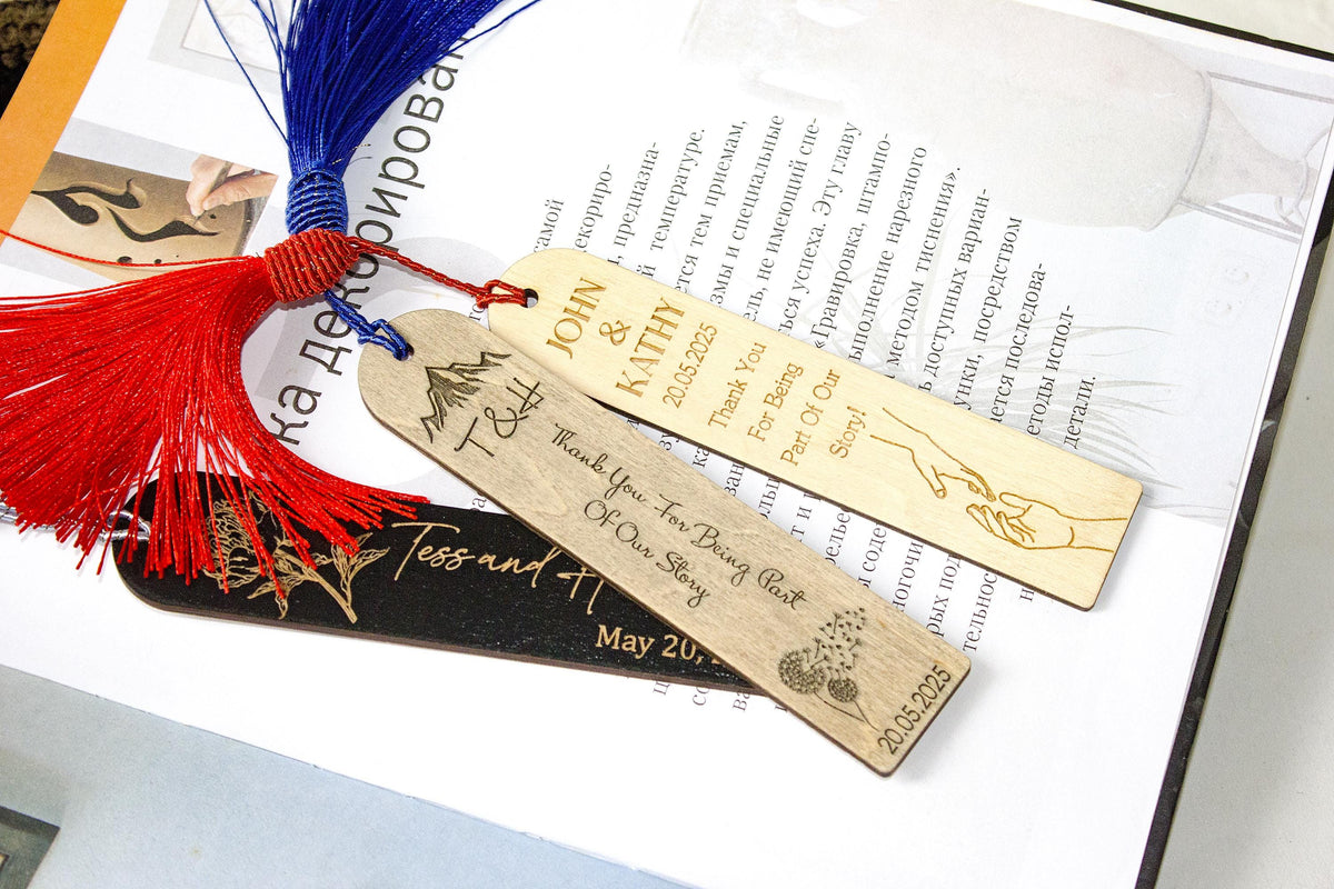 Bookmark Favors, Personalized Wedding Favor Gift, Wooden Place Cards, Custom Wedding Bookmarks in Bulk, Gift for Guest
